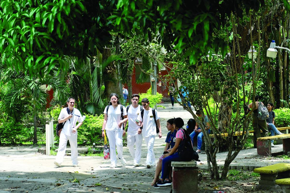 Entra en vigencia nuevo puntaje de admisión en dos carreras de Unah-vs