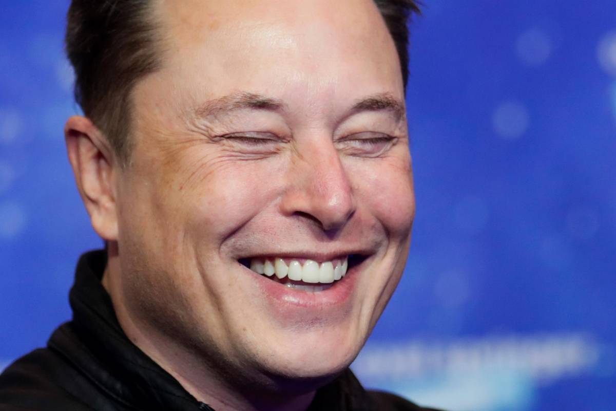 Elon Musk adquirió a principios de abril el 9.2% de las acciones de la red social Twitter. Fotografía: EFE