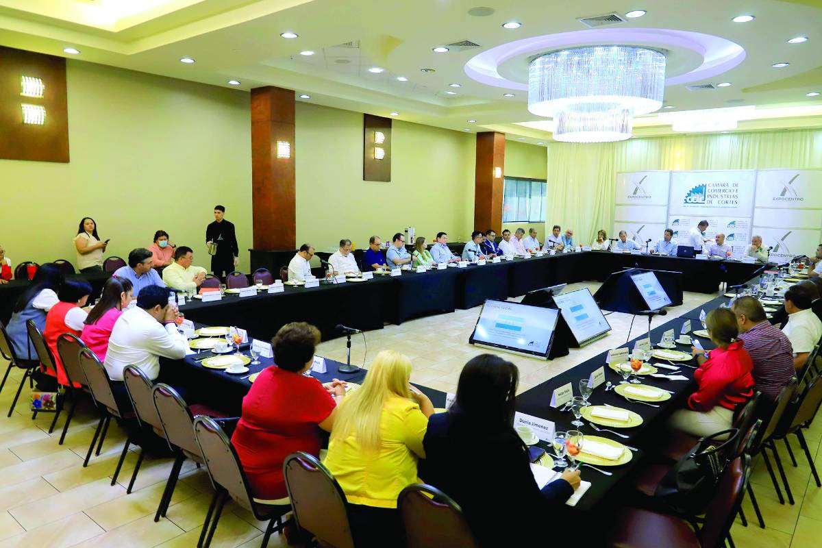 Empresarios piden elección del fiscal sin injerencias