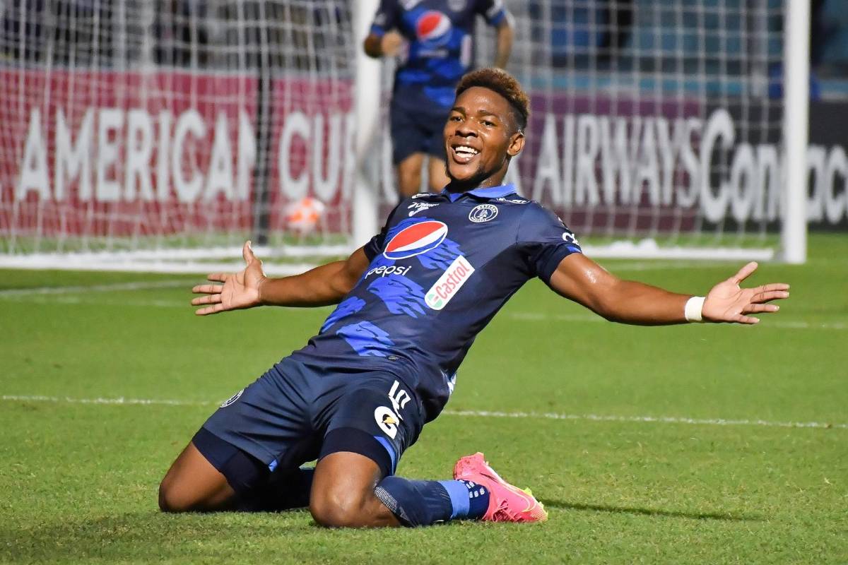 Yeison Mejía habla de la Selección de Honduras y lo que dijo sobre Olimpia