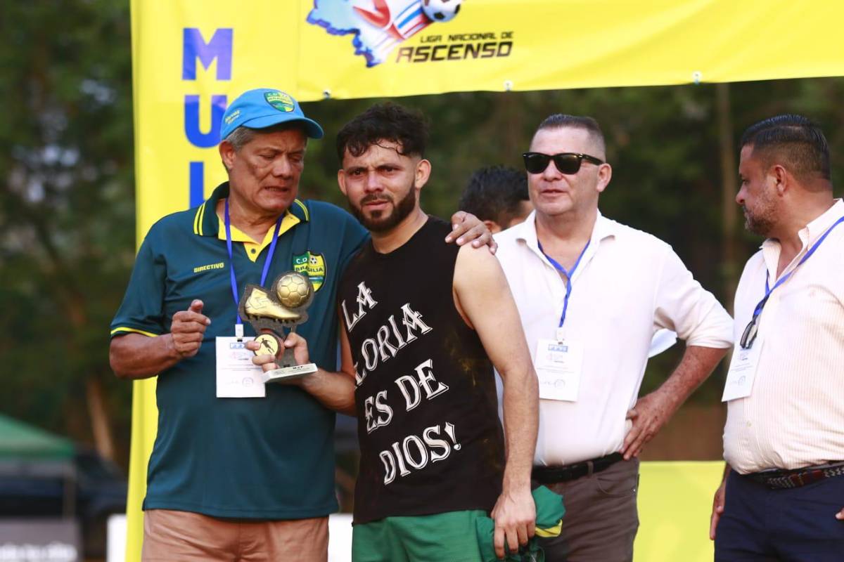 Hondupino campeón, tristeza del Brasilia y jugador fue retirado en ambulancia