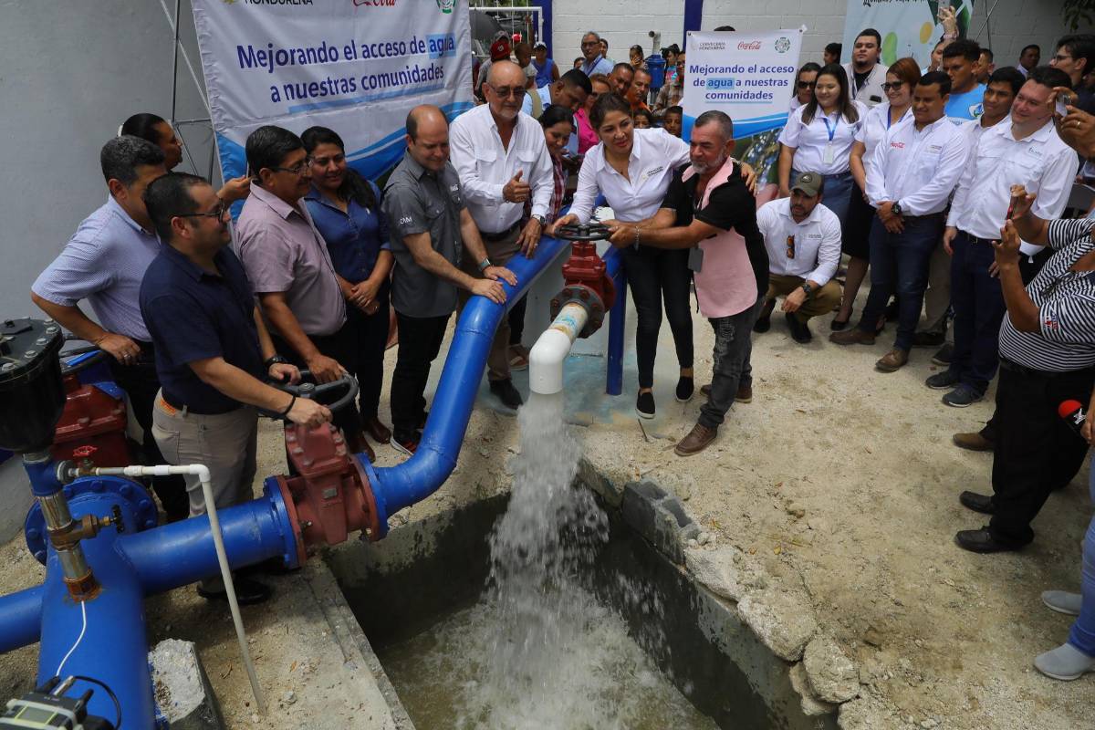 Miles se benefician con proyecto de agua potable en Choloma