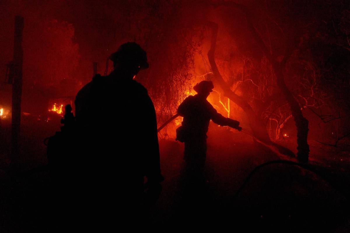 Incendio en Hemet, California (Estados Unidos).