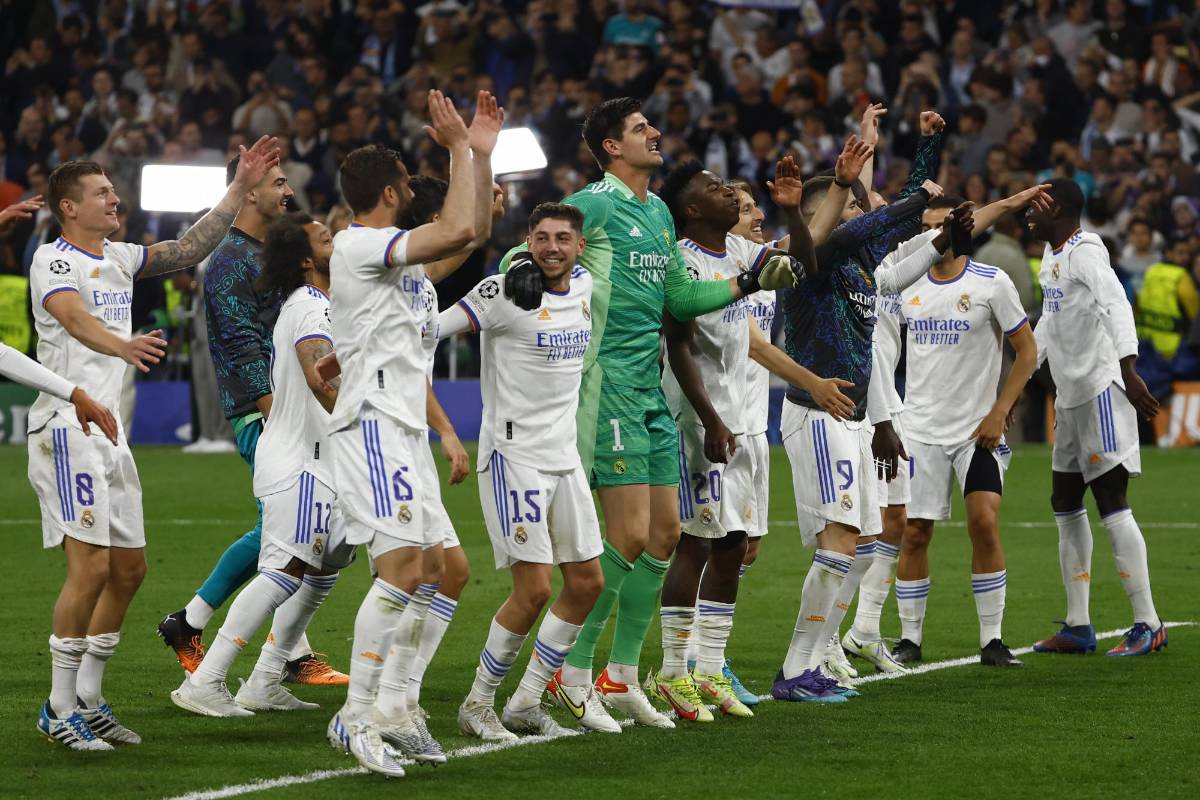 La plantilla del Real Madrid festejó por todo lo alto el pase a la final.