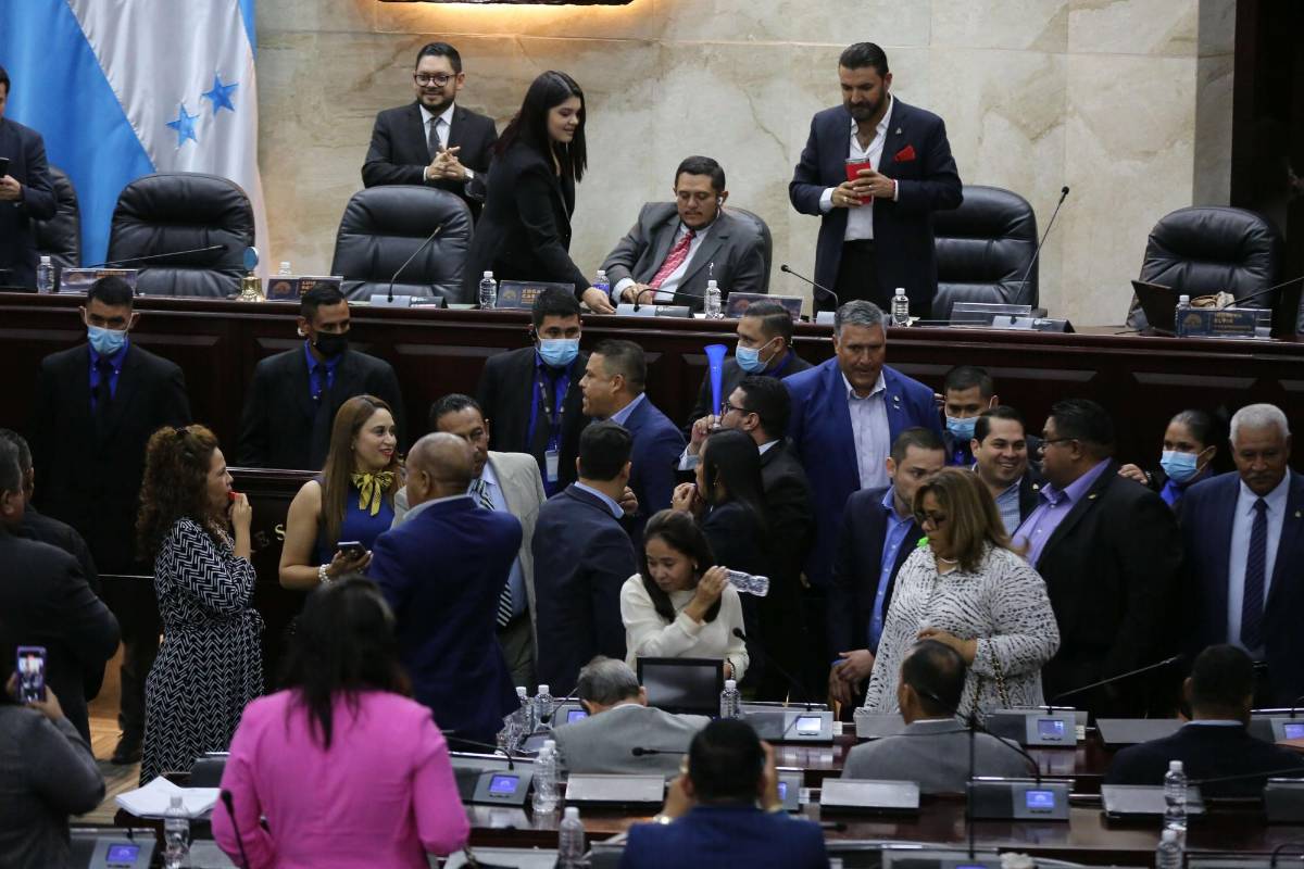 Partido Nacional reafirma apoyo a nómina para elección de fiscales