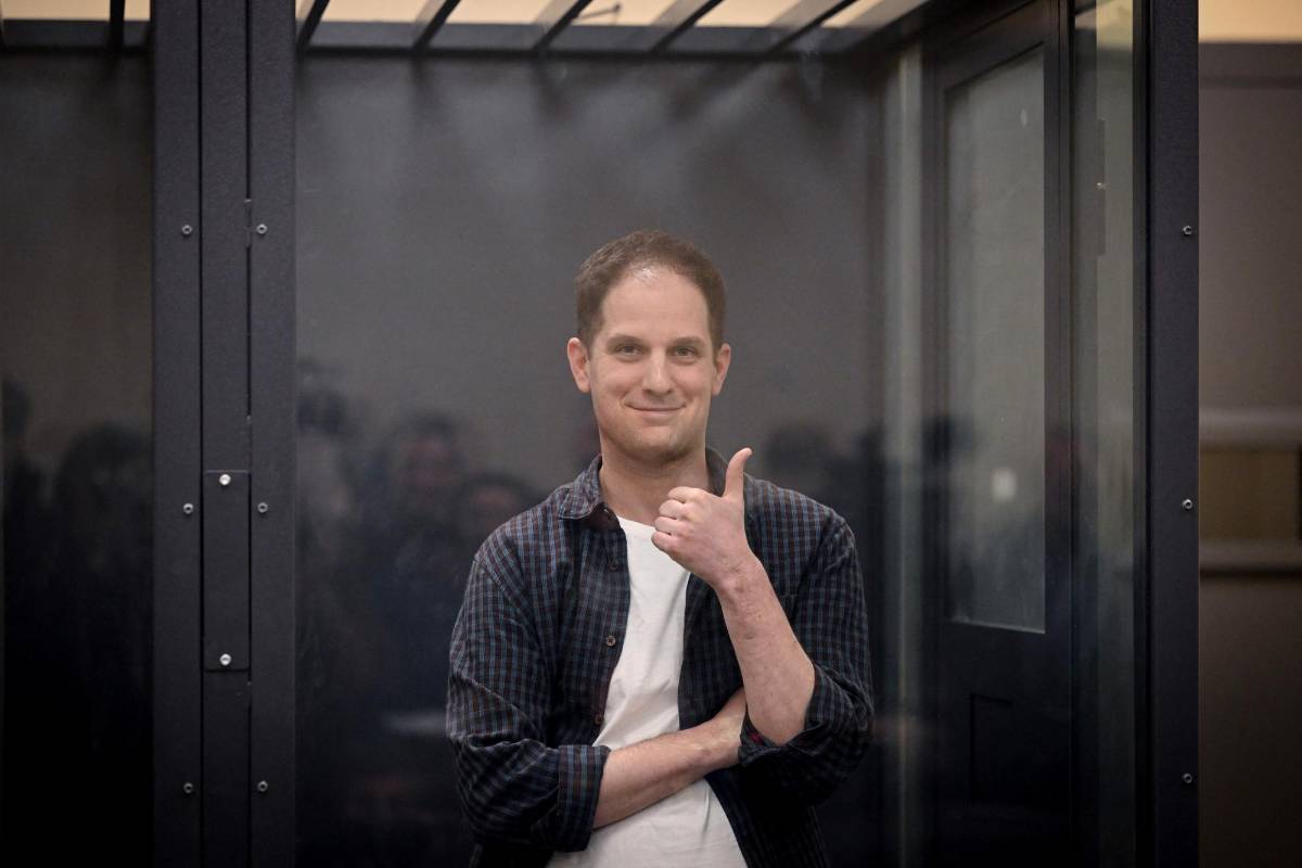 Rusia libera al periodista estadounidense Evan Gershkovich en intercambio de prisioneros