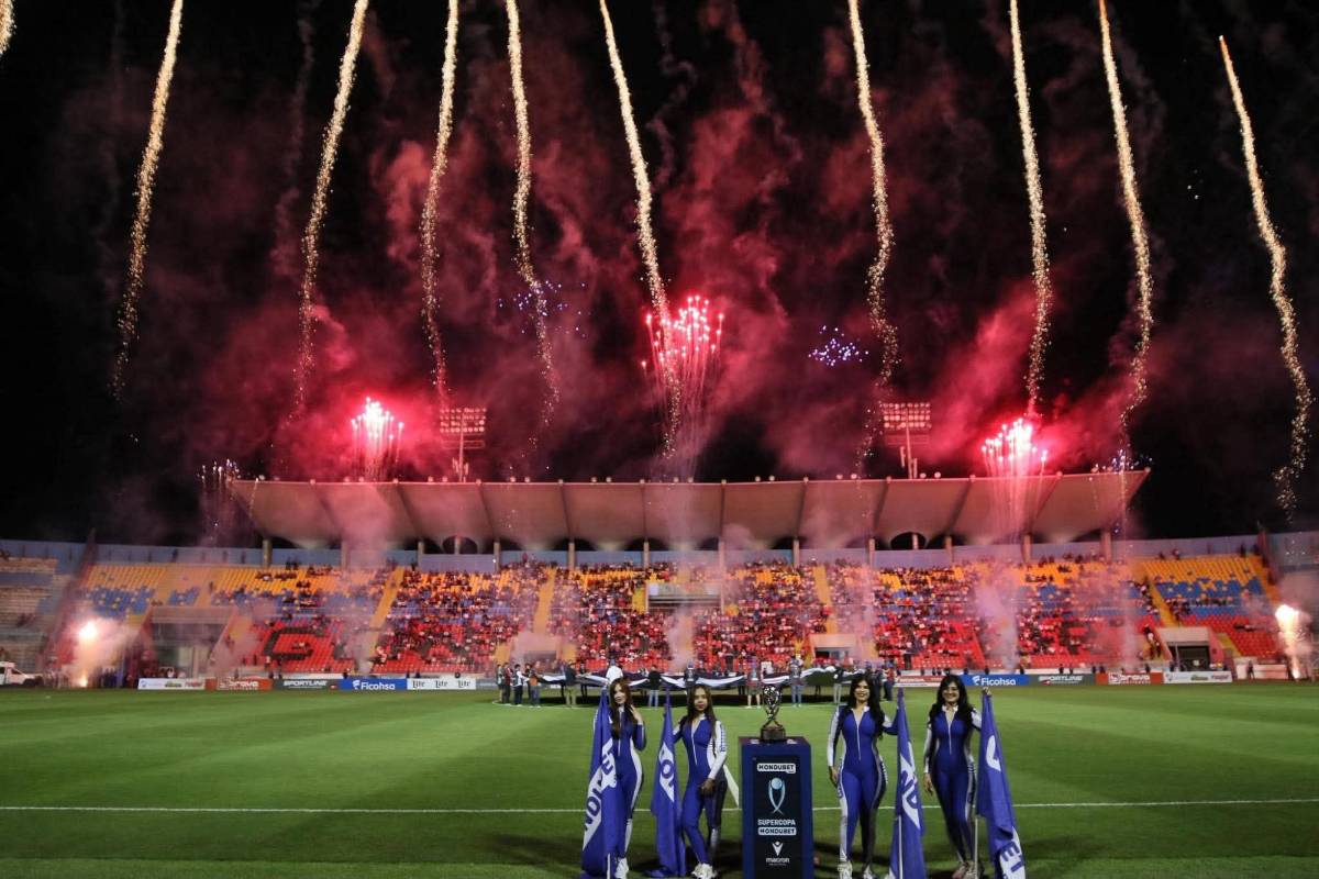 Las bellezas de Supercopa Honduras, aficionada viral del Olimpia y show de Ultra Fiel