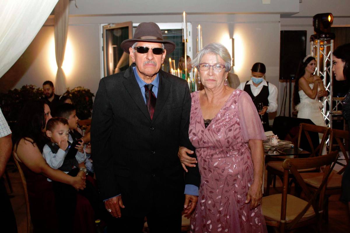 Luis López y Pahola García unieron sus vidas ante la ley