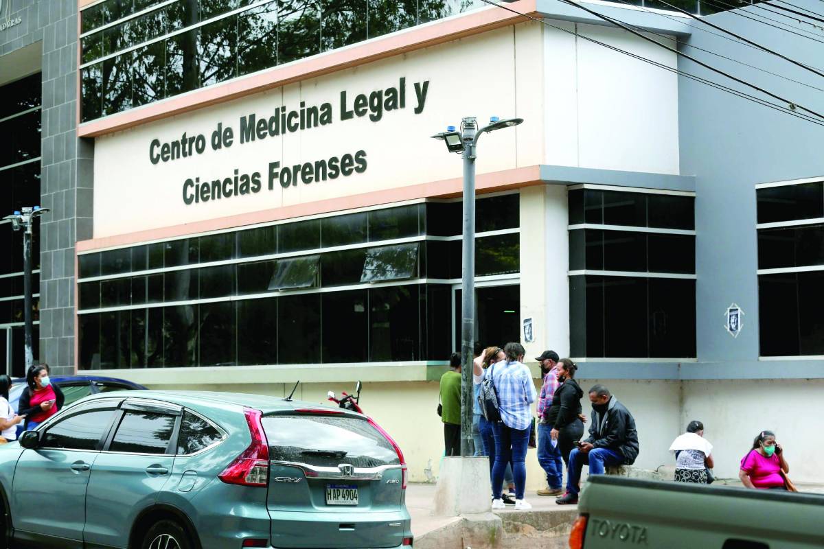 Un hombre le quita la vida a machetazos a su esposa en Las Lajas