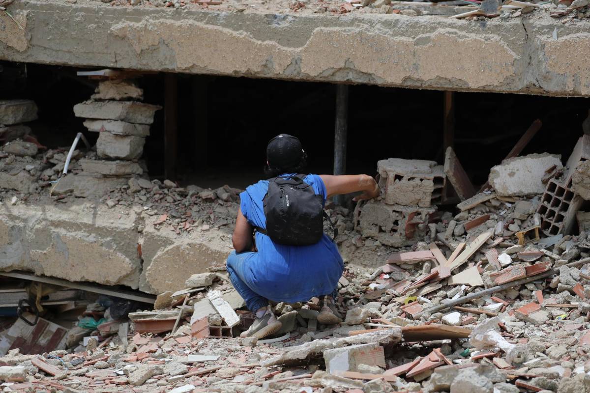 “¿Dónde está el Gobierno?”: caos en Venezuela tras aumento de muertes por terremotos