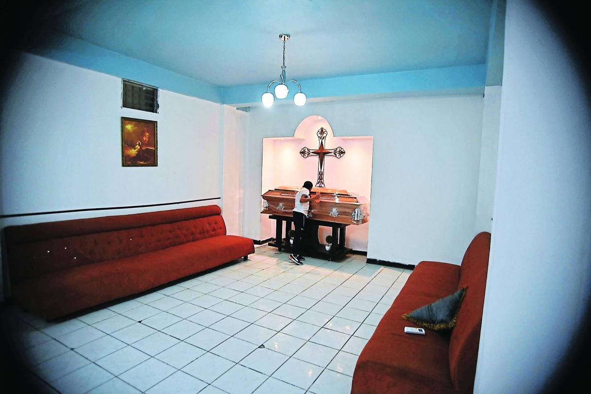 Asesino de Claudia Munguía enviaba mensajes del celular de ella a sus parientes