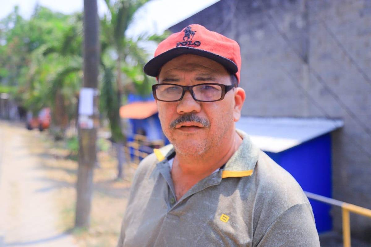 El ciudadano Juan Fernández es uno de los afectados con la demora en la emisión de antecedentes policiales.