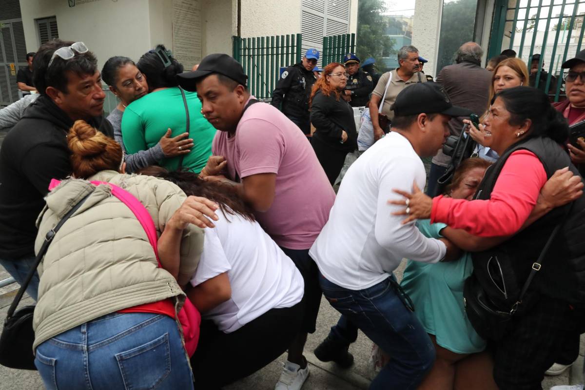 ¡Desgarrador! Sube a diez la cifra de muertos por la explosión de camión de gas