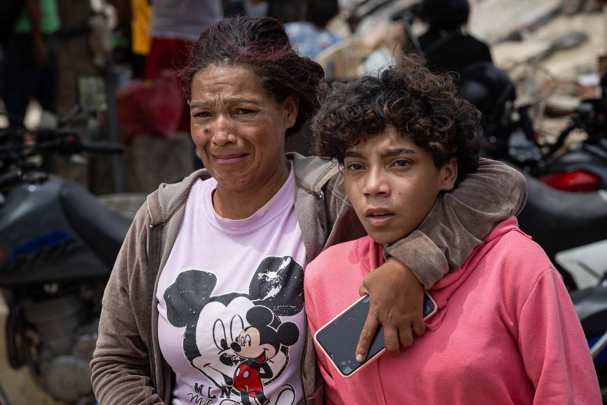 “¿Dónde está el Gobierno?”: caos en Venezuela tras aumento de muertes por terremotos