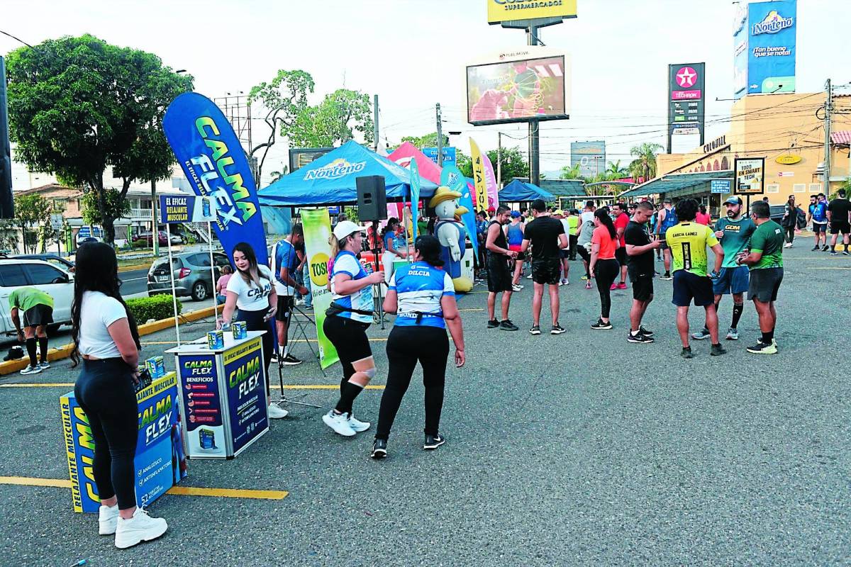 Todos los atletas disfrutaron de los productos de los patrocinadores el pasado sábado en el último bootcamp.