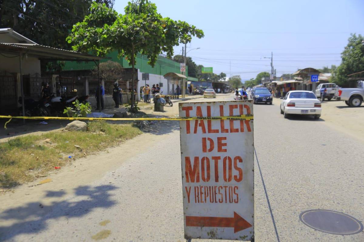 La víctima trabajaba en un taller de motos.
