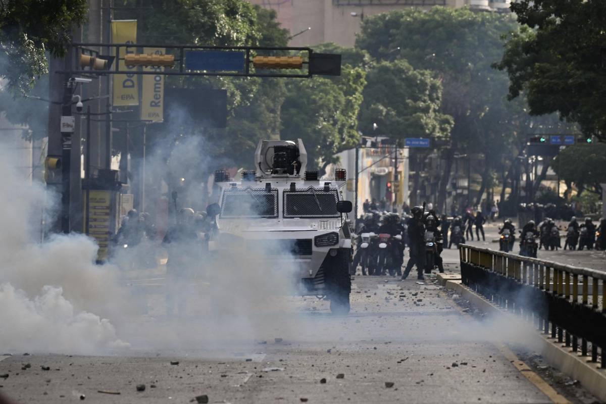 Sube a 24 la cifra de muertos en protestas contra Maduro en Venezuela, según ONG