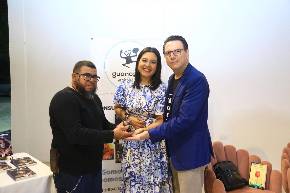 Colección “Rimario” se presenta en la Alianza Francesa de SPS