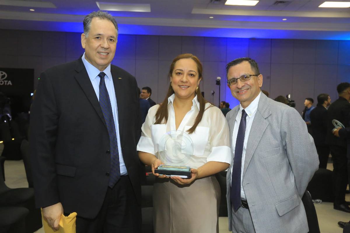 Cumbre Regional Confianza 2026: una noche de aprendizaje y reconocimientos