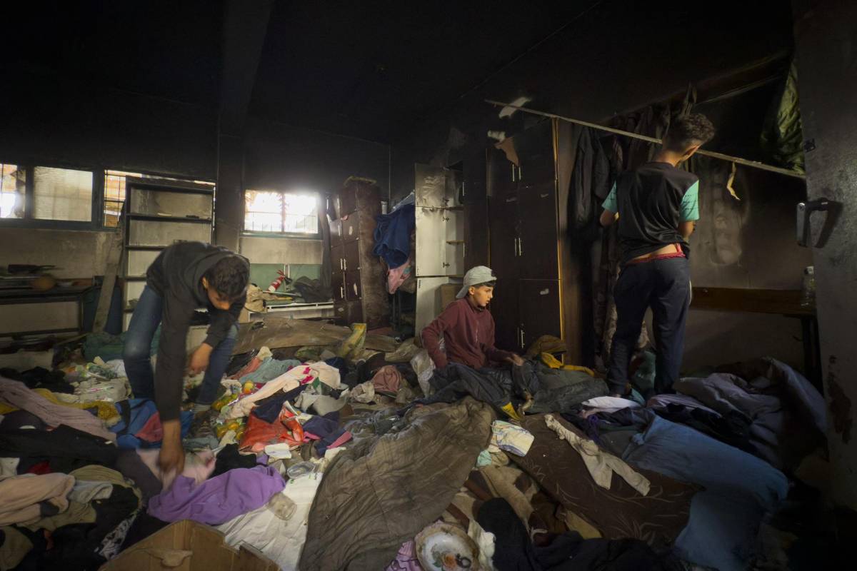 Las dramáticas imágenes del bombardeo de una escuela en Gaza