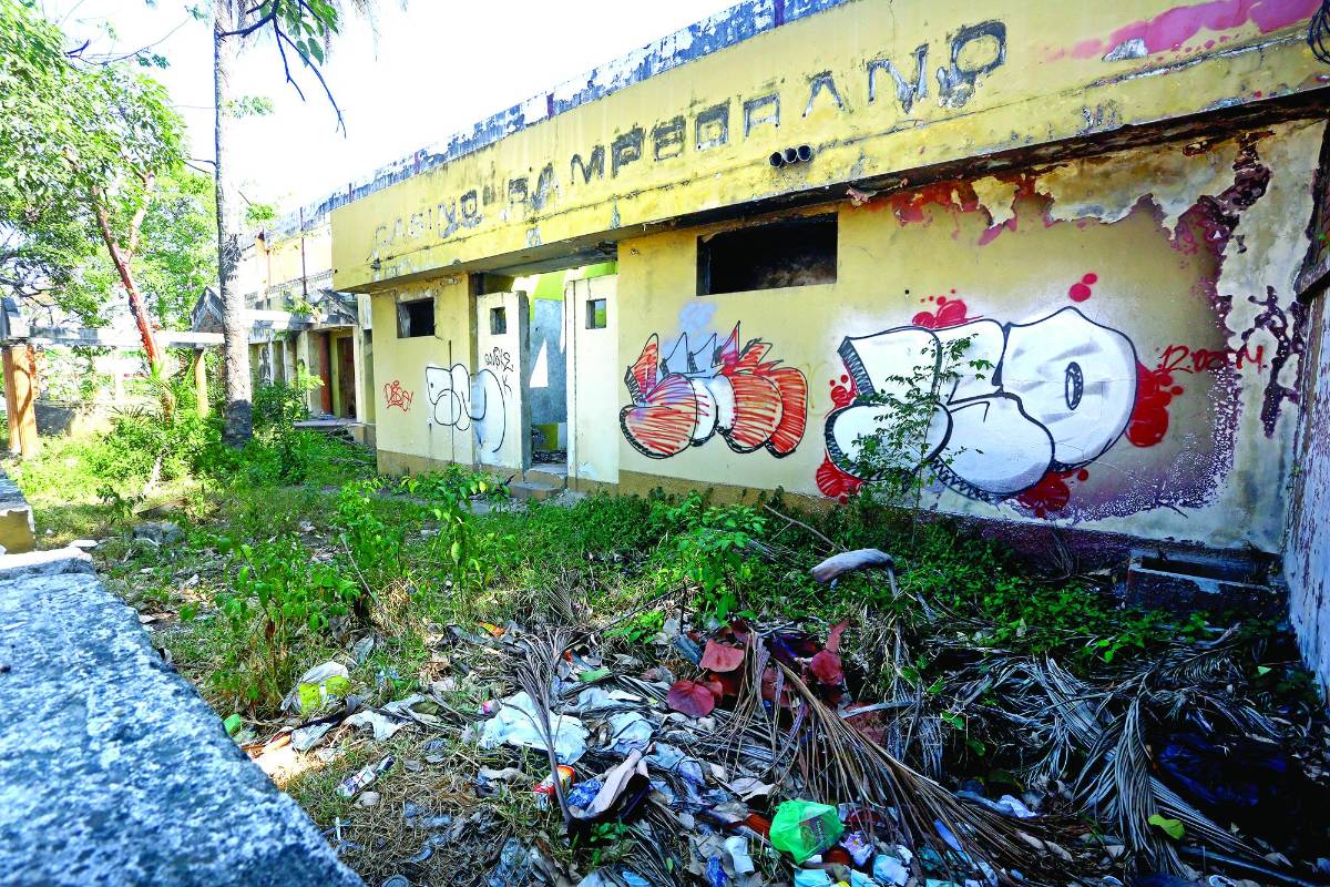 Sampedranos exigen demoler lo que queda del Casino Sampedrano