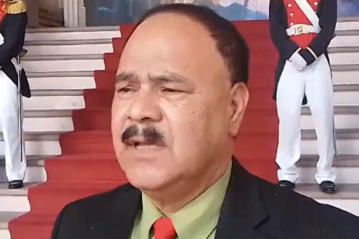 Diputado de Libre aseguró que viaje a Rusia afectó su salud