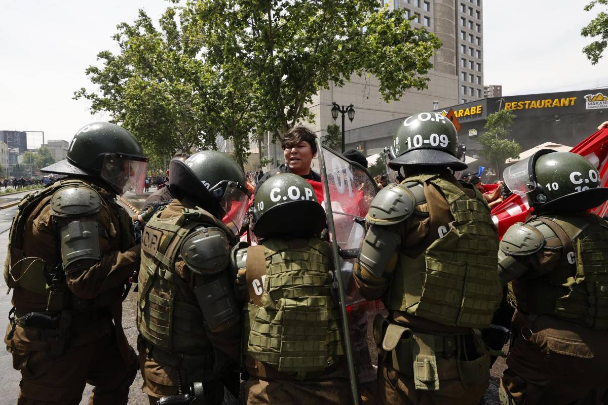 Incendios y caos en Francia: la razón detrás de las protestas que sacuden Lyon