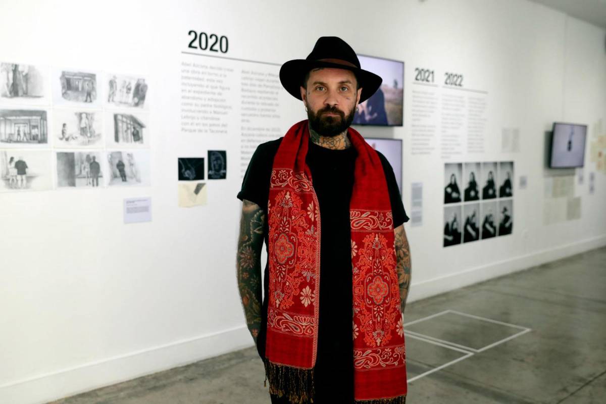 Artista español expone en Honduras su obra 'Abel Azcona. Diarios 1988-2025'