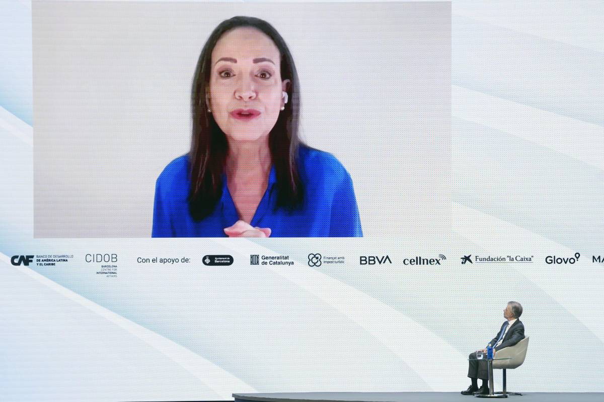 Esta es la emotiva dedicatoria del Nobel de María Corina Machado