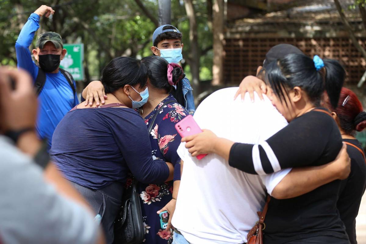 Autoridades siguen sin explicar por qué presas tenían armas de alto calibre en celdas.