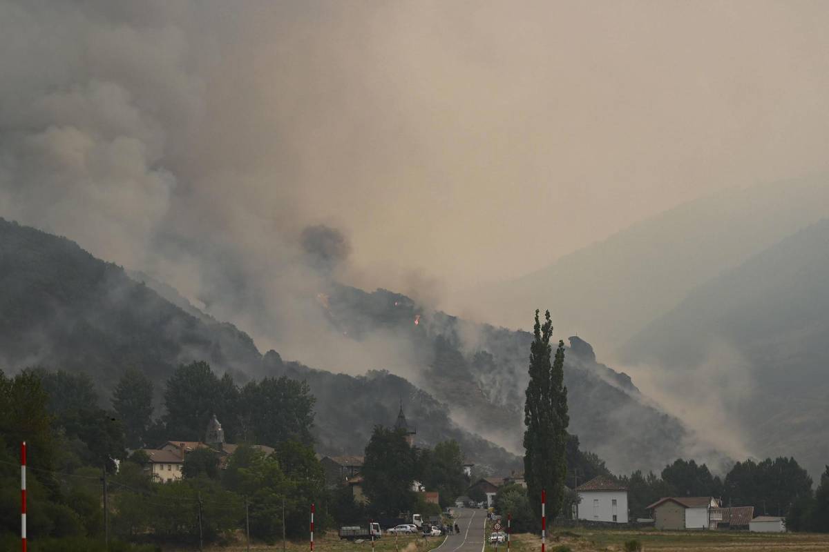 Es un infierno: Devastación en España por la peor ola de incendios del siglo
