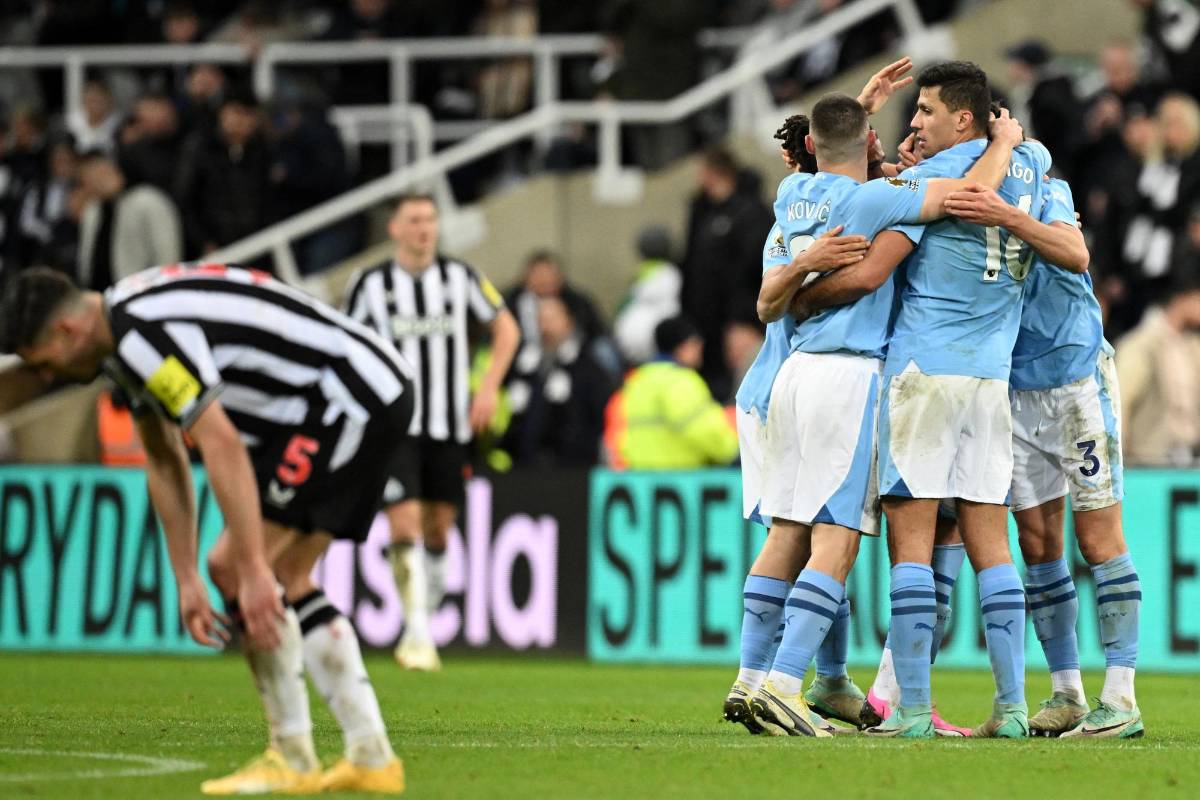 El Manchester City es segundo con 43 puntos, dos por debajo del Liverpool, primero de la Premier League.