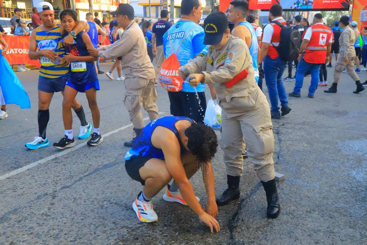 Casancio y satisfacción: emotivas llegadas a la meta de la Maratón de LA PRENSA