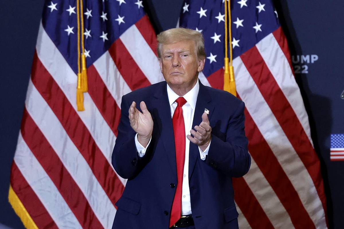 Trump pide a una corte anular la demanda por el asalto al Capitolio