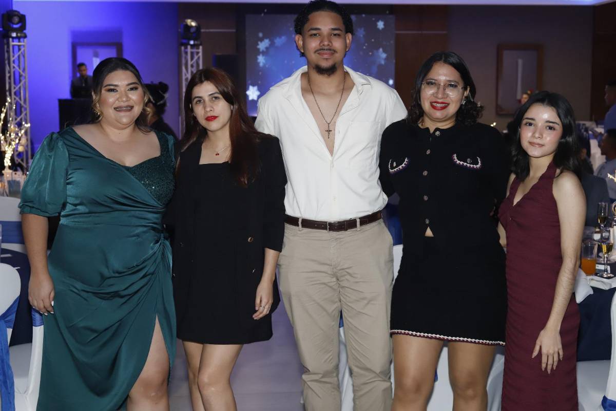 Gratitud por las buenas nuevas en la familia empresarial