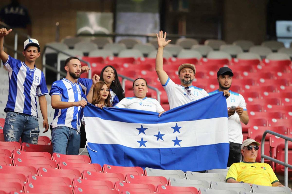 Bellezas en el Panamá-Honduras, periodista cautiva y chica mexicana enamoró