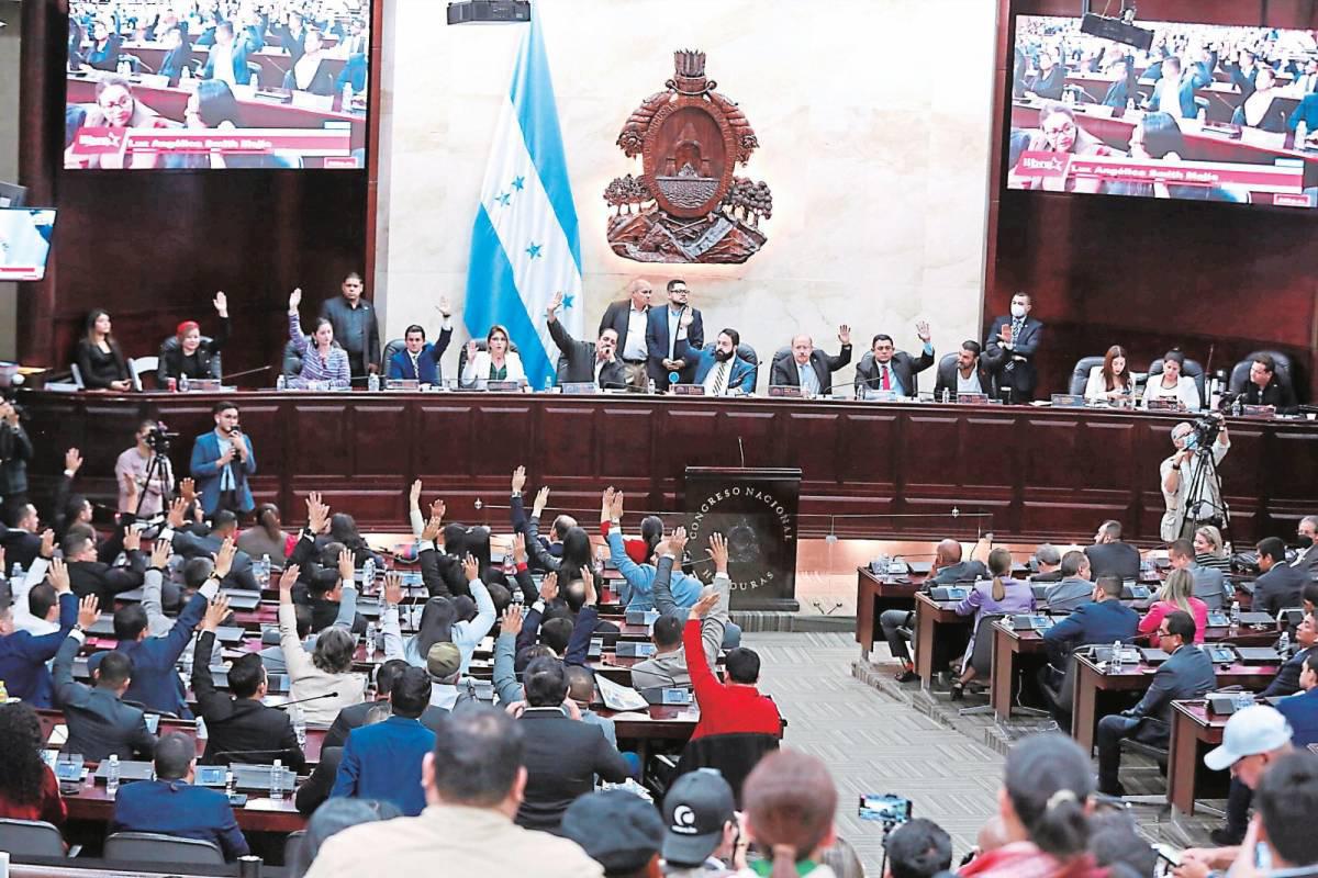 Ley de Justicia Tributaria hará que inversionistas se vayan a El Salvador