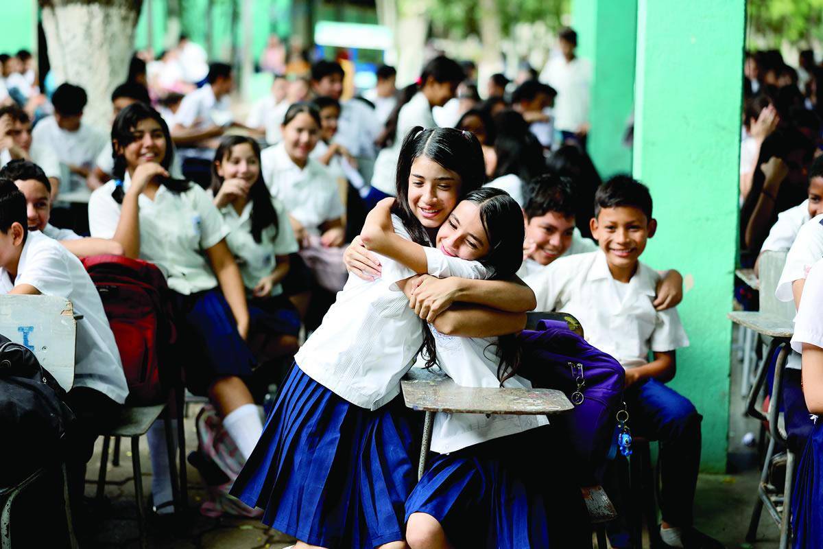 $!Desde la 11:00 am hasta las 2:00 pm, los estudiantes del José Castro López tuvieron una vez más la oportunidad de aprender sobre bienestar mental y los trastornos que pueden afectar la misma.