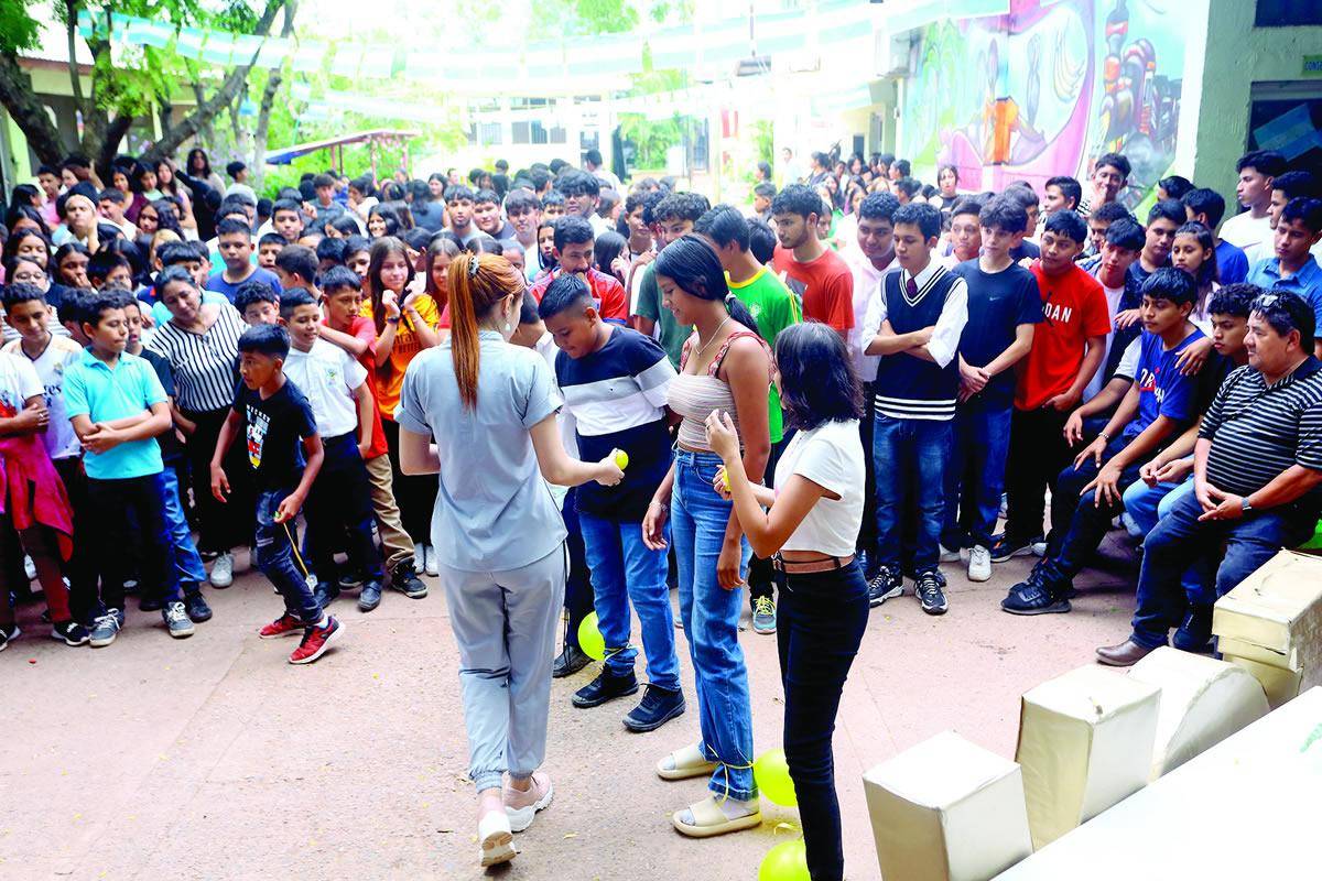 $!La idea es que los menores tengan la confianza para hablar de sus problemas con alguien que los pueda ayudar.