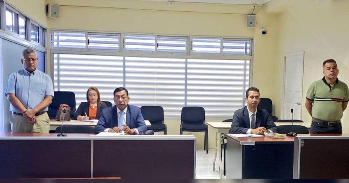 Condenan a tres años de prisión a Eduardo Valeriano Yánez por corrupción Condenan a tres años de prisión a Eduardo Valeriano Yánez por corrupción