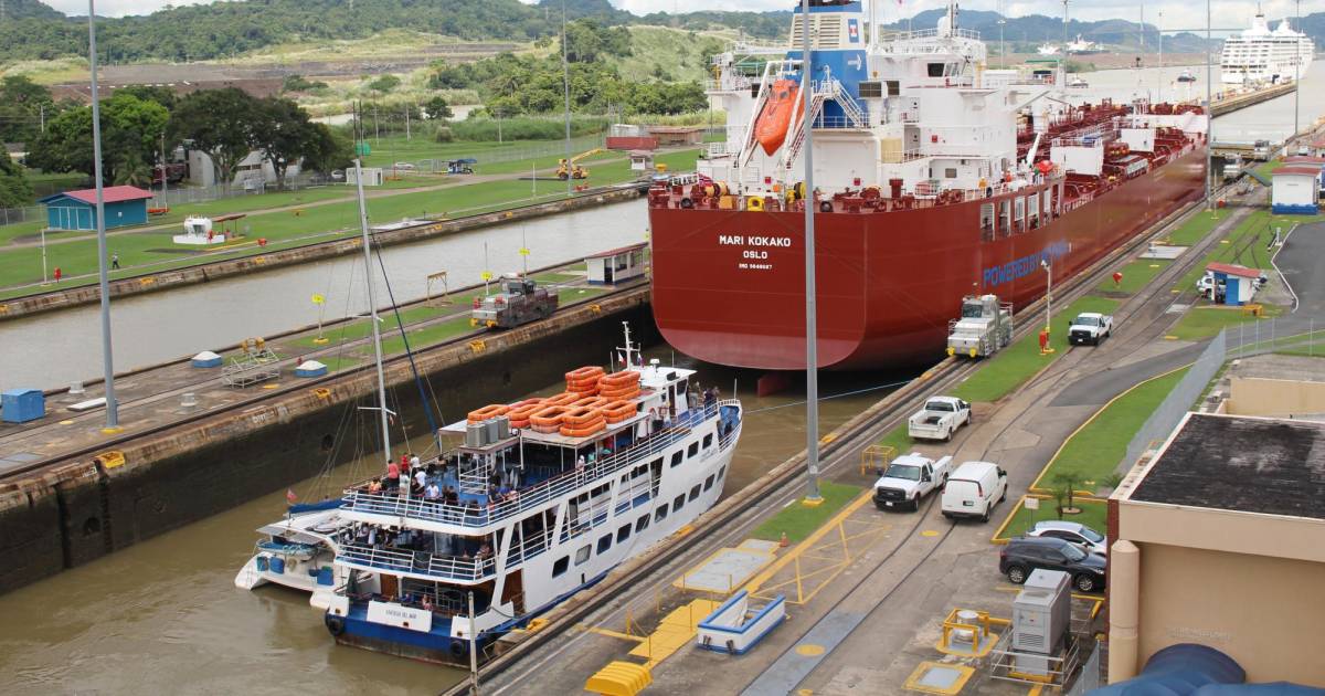 Panama Canal reduces daily ship crossings to 31 due to severe drought
