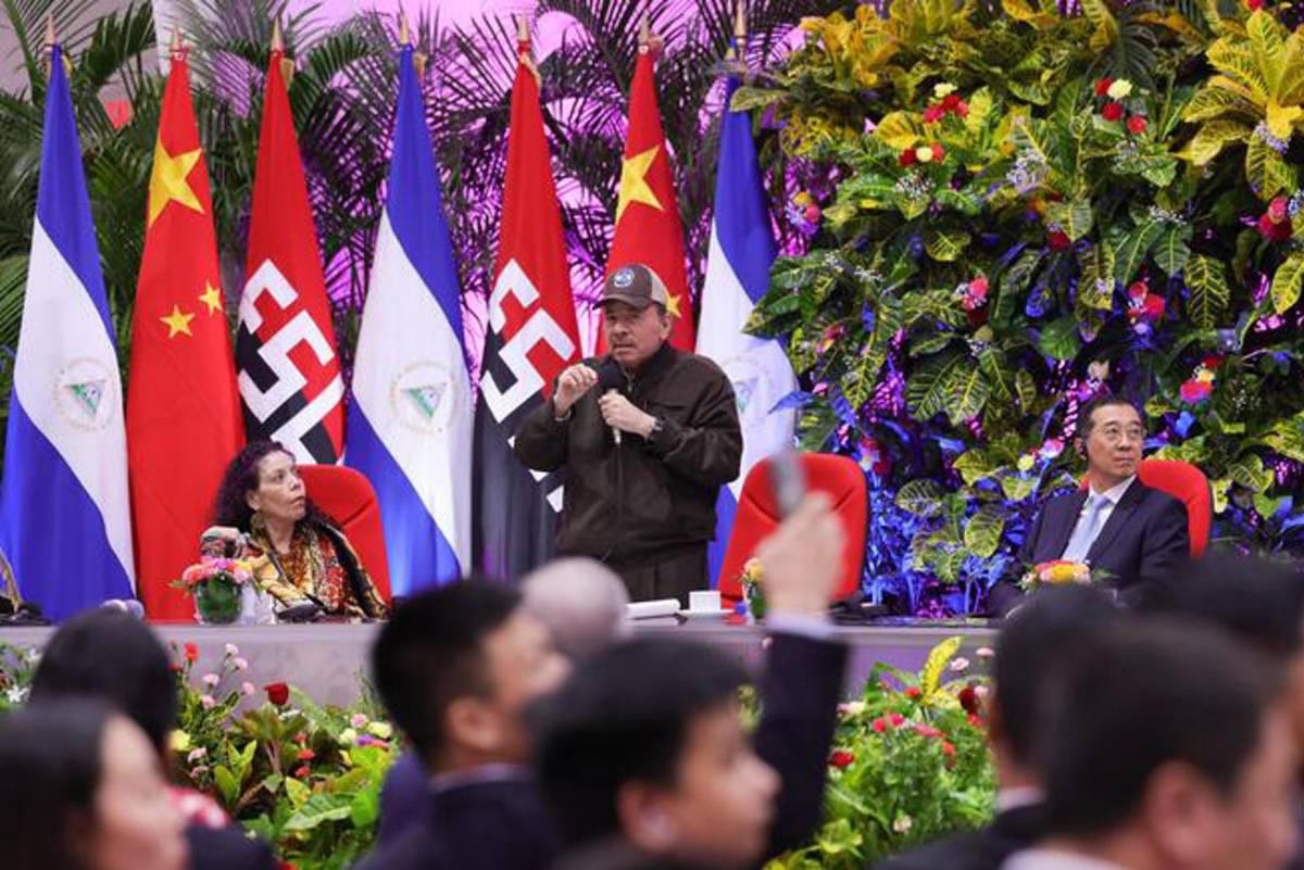 El presidente de Nicaragua, Daniel Ortega, habla durante la XVII Cumbre Empresarial China.