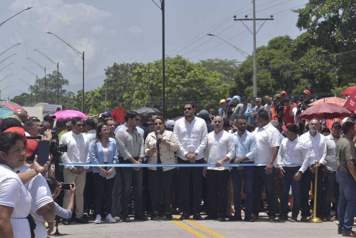 Inauguran la calle 8 en La Ceiba