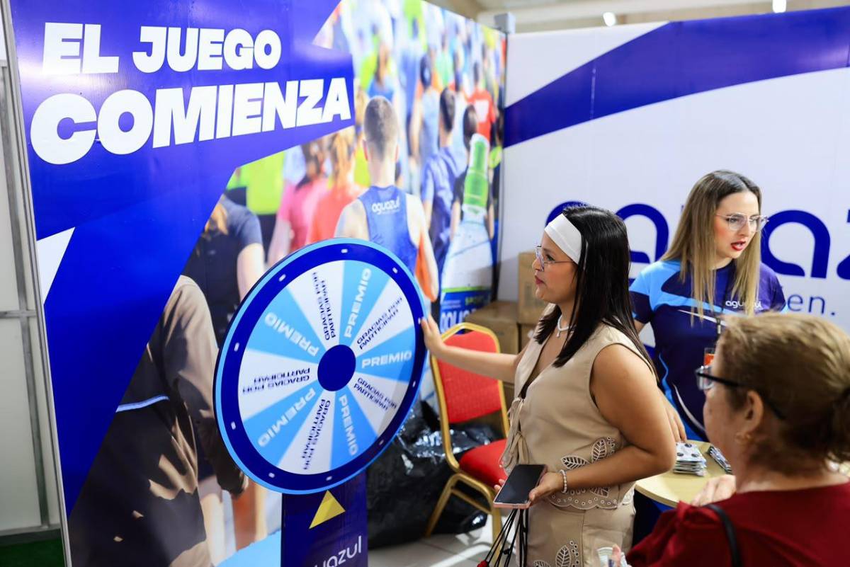 Largas filas, fervor y sorpresas en entrega de kits para Maratón La Prensa