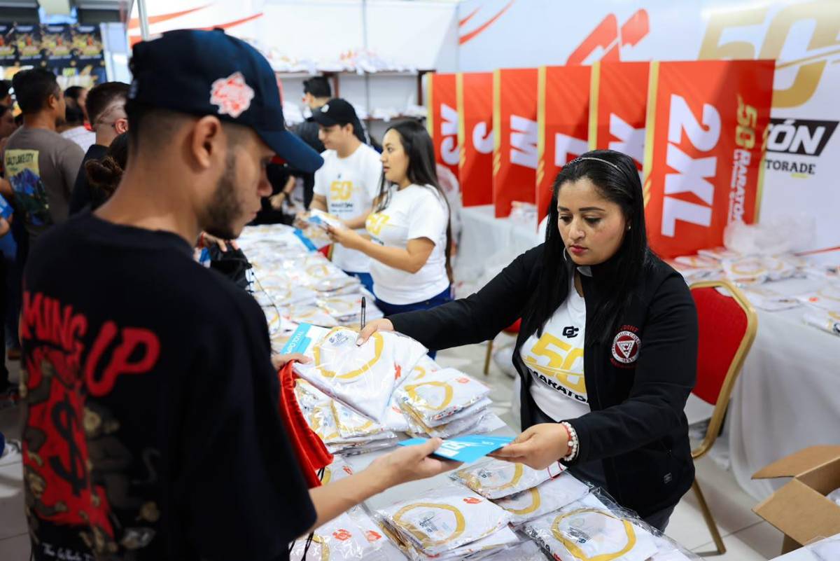 Largas filas, fervor y sorpresas en entrega de kits para Maratón La Prensa