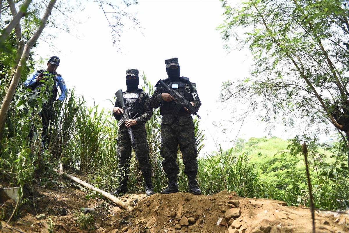 Descubren otro cementerio clandestino en El Carmen