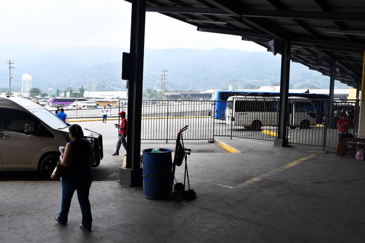 Por extorsión se paralizan buses de Potrerillos