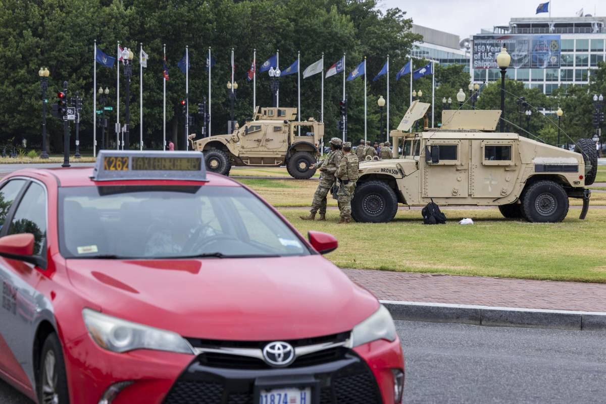 Trump patrullará las calles de Washington con el ejército