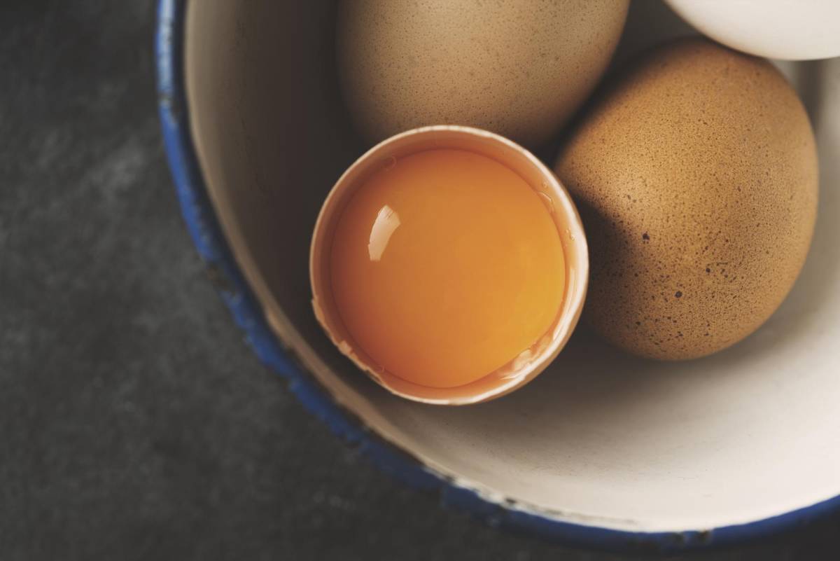Siempre cerciórate de consumir huevos en perfecto estado para evitar complicaciones de salud.