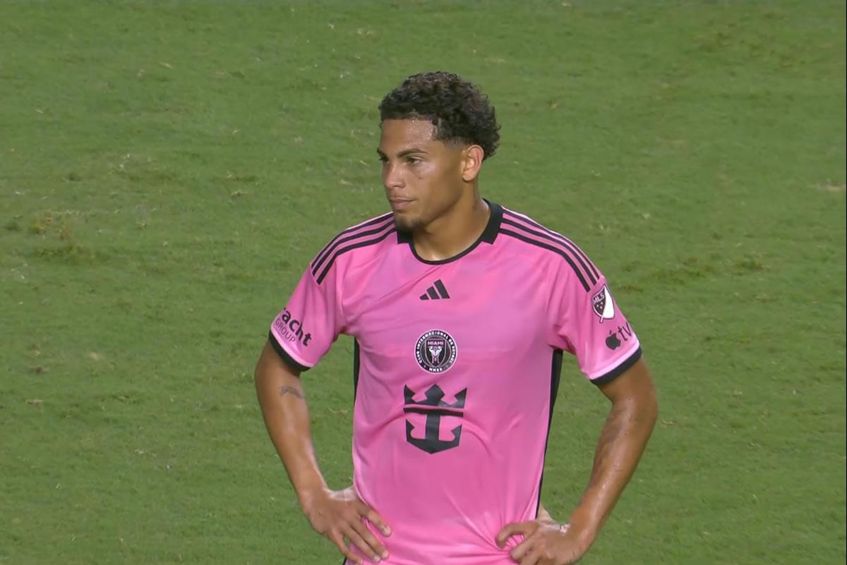 La cara que se le quedó a David Ruiz después de ser expulsado.